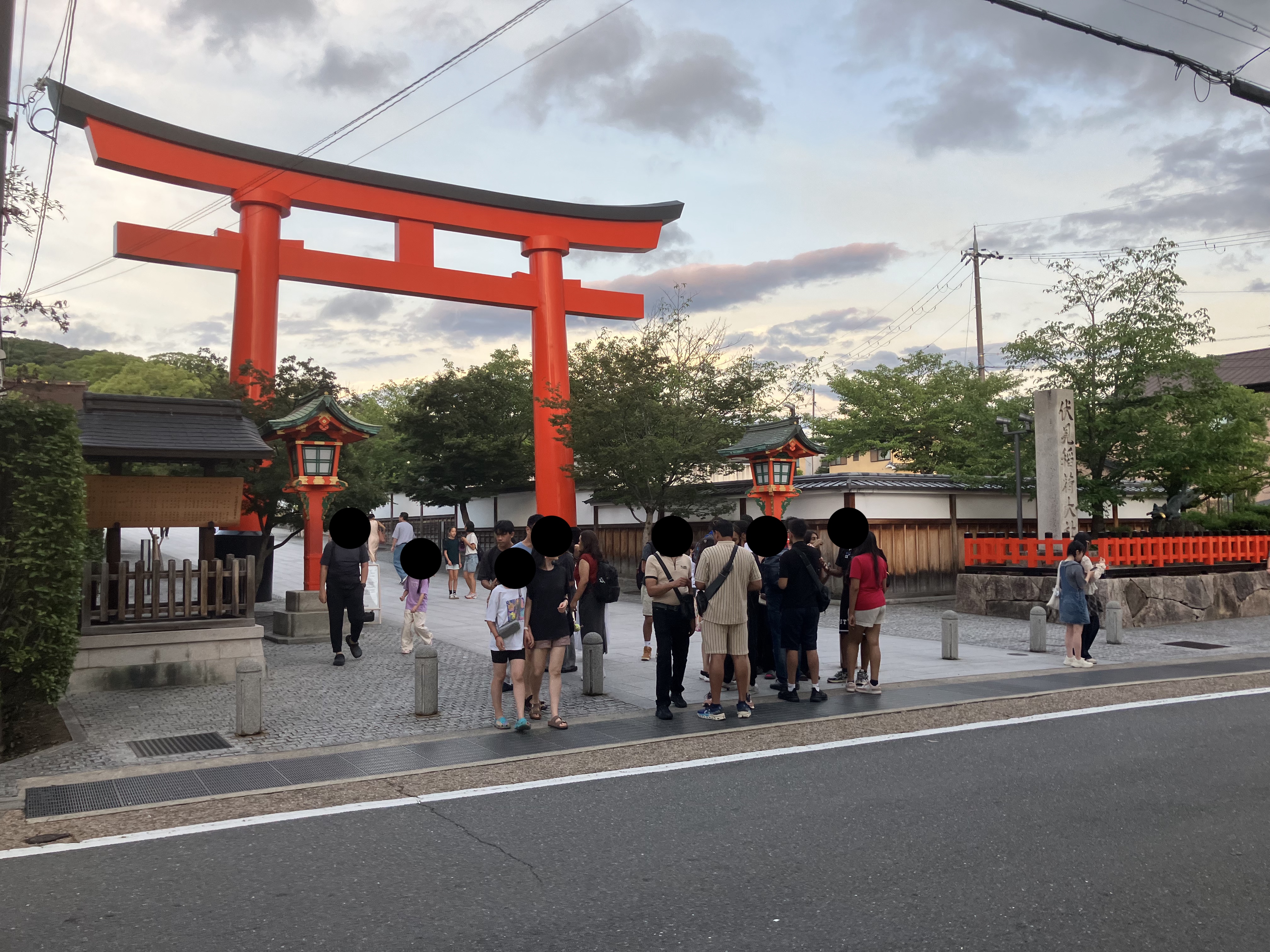  Fushimi Inari Taisha Shrine.